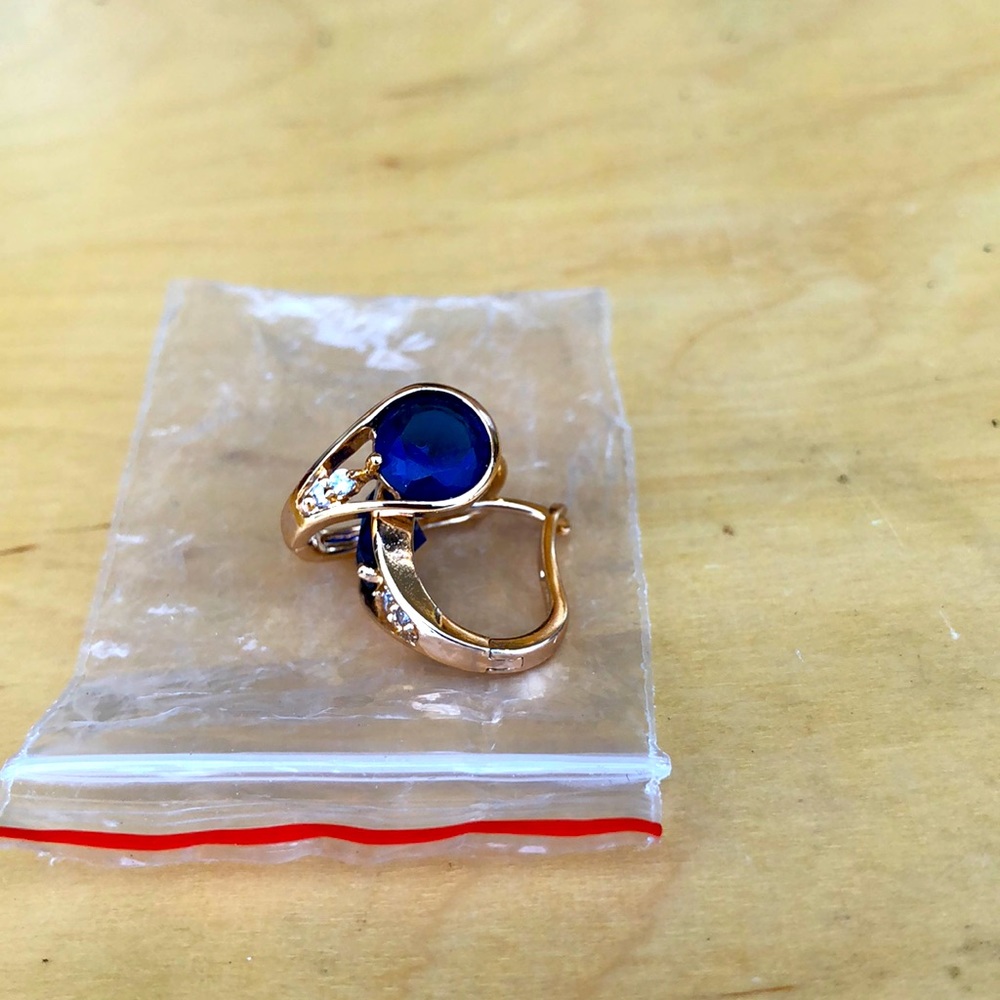 Navy blue hoop
